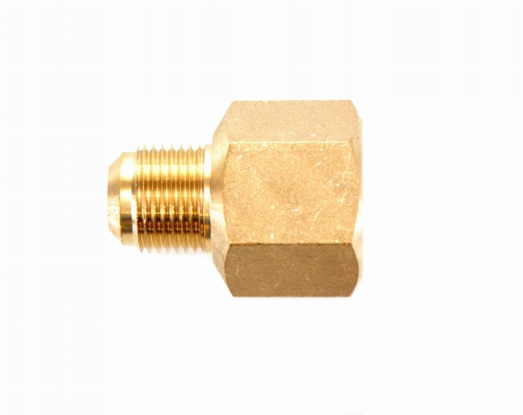 Złączka redukcyjna 1/4"M SAE x 1/2”F SAE
