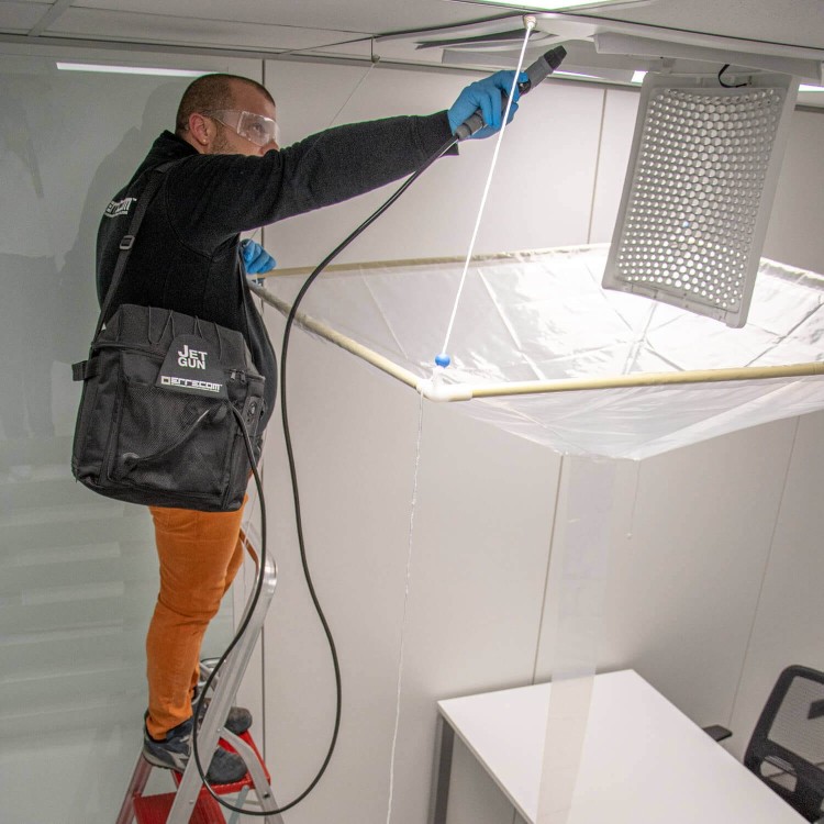 Osłona do mycia jednostek wewnętrznych klimatyzatorów kasetonowych ERRECOM CEILY